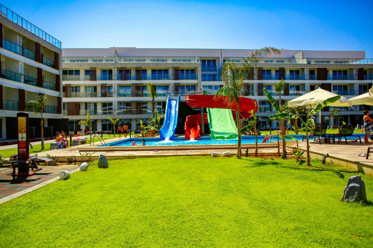 Courtyard Long Beach Holiday Resort Iskele District  Exterior foto